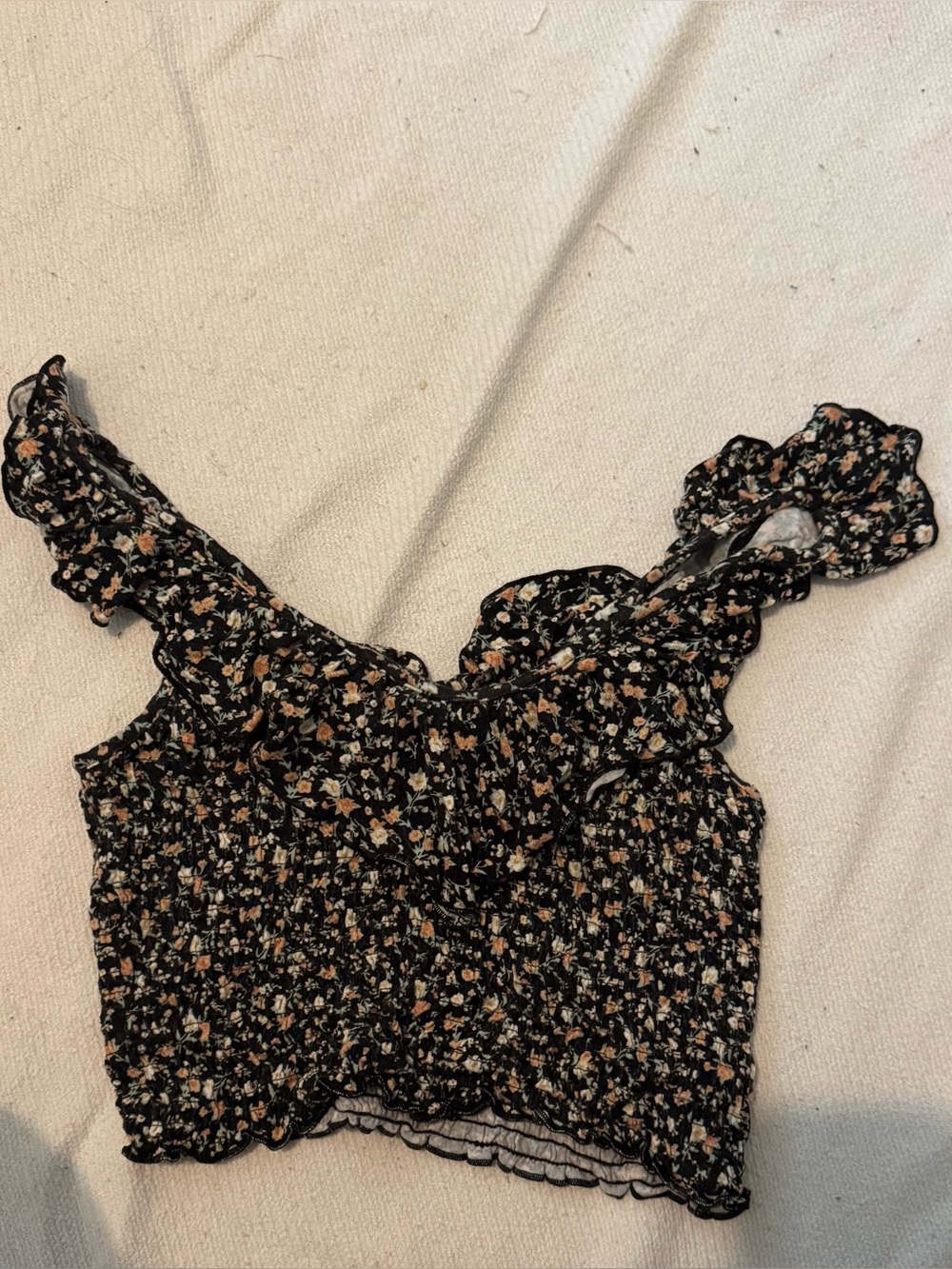 Smocked Floral Ruffle Crop Top - Black